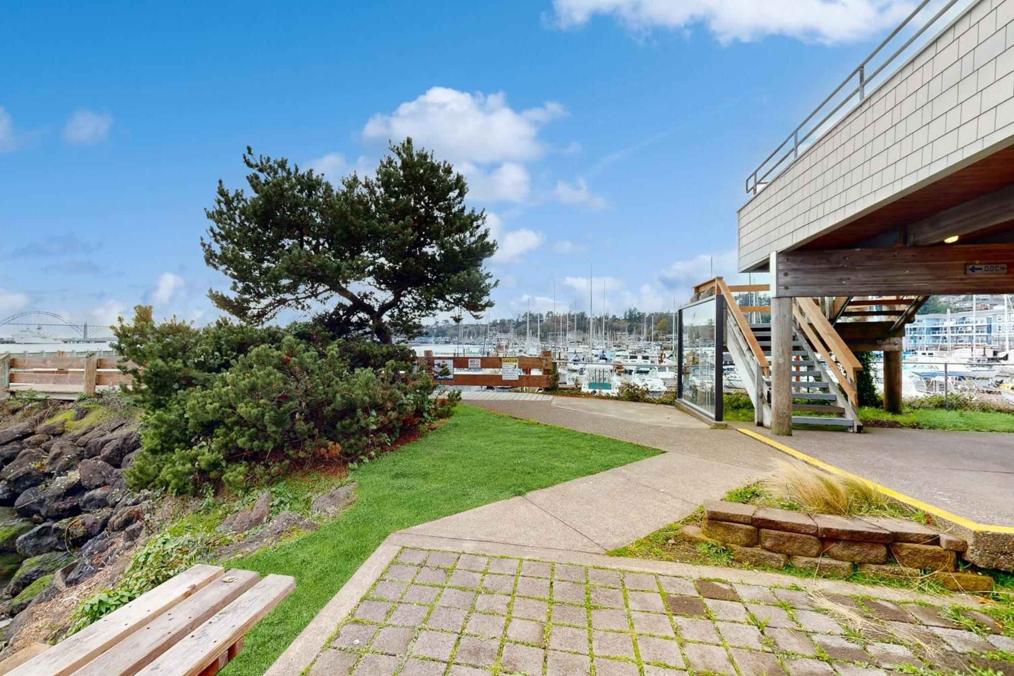 Beautiful Briny Retreat Villa Newport Exterior photo